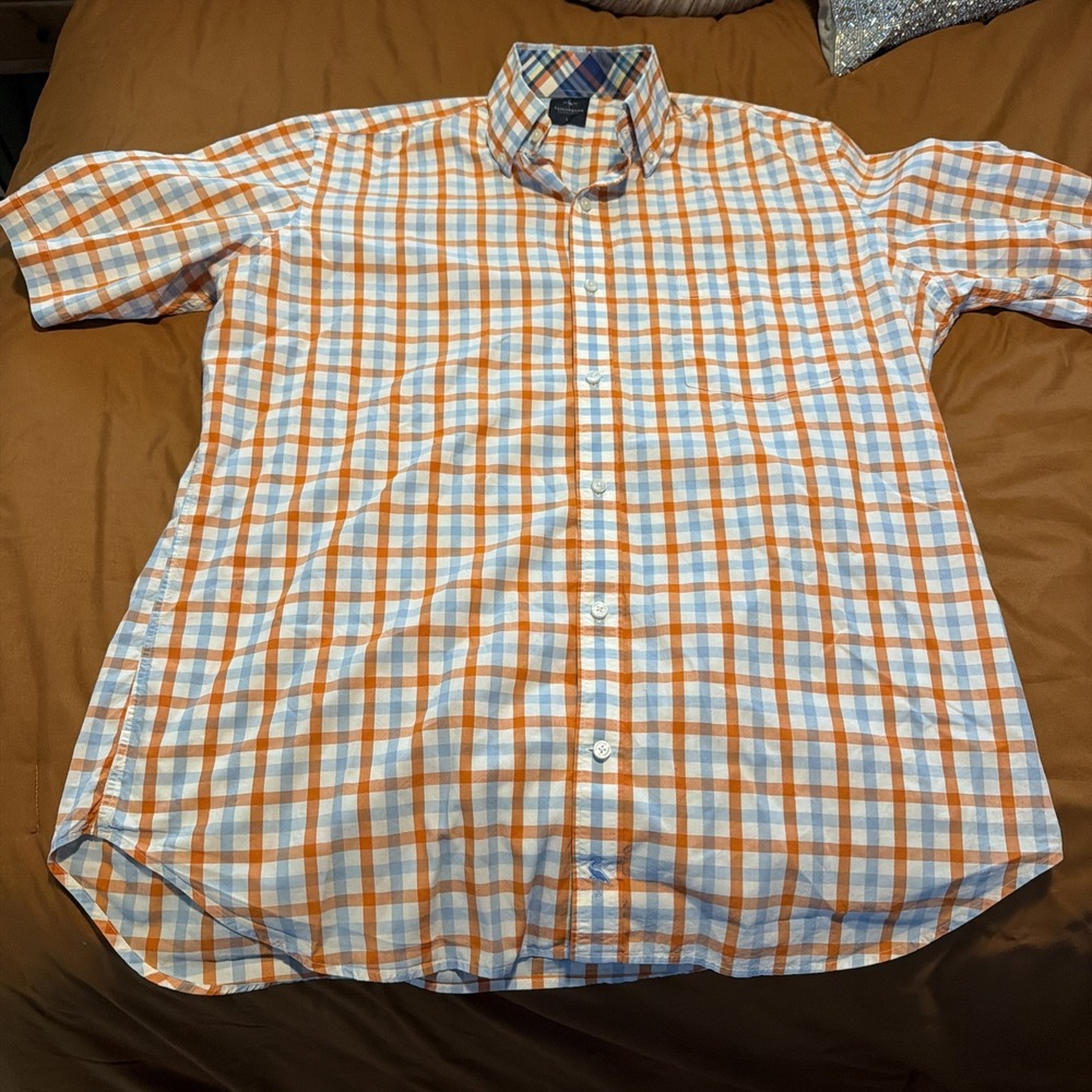 Tailorbyrd Mens L Short Sleeve Button Down Sharp Looking
